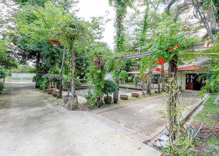 Oyo 750 Baan Suan Ampond Bangkok