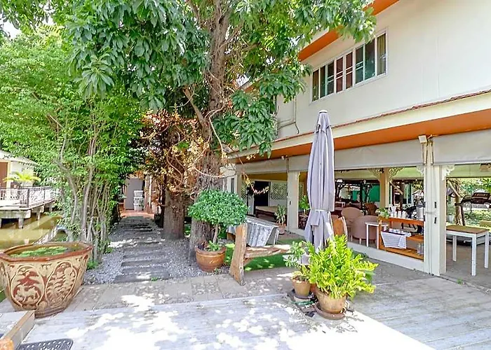 Oyo 750 Baan Suan Ampond 2* Bangkok