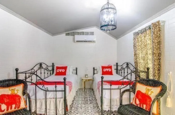 Oyo 750 Baan Suan Ampond Hotel 2*