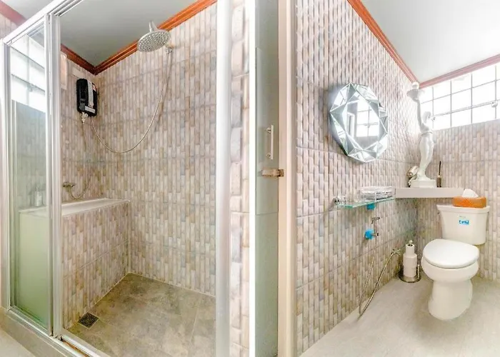 Hotel Oyo 750 Baan Suan Ampond
