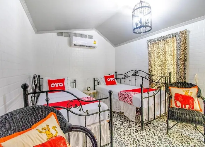 Oyo 750 Baan Suan Ampond Hotel 2*